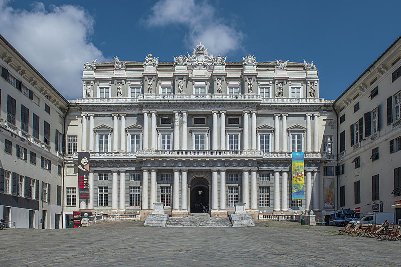 Pałac w Genua, Włochy