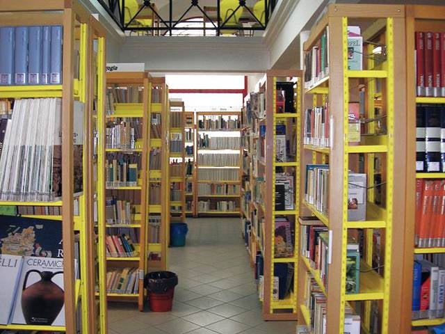 Biblioteca G. Mulas