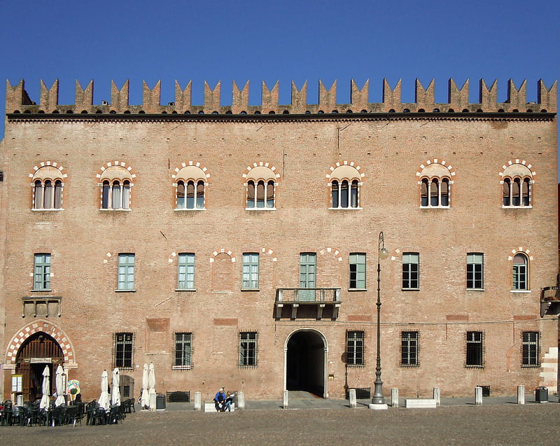 Palazzo Bonacolsi
