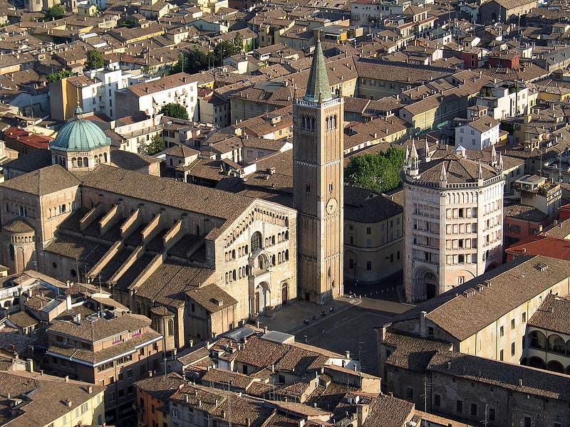 Catedral en Parma, Italia