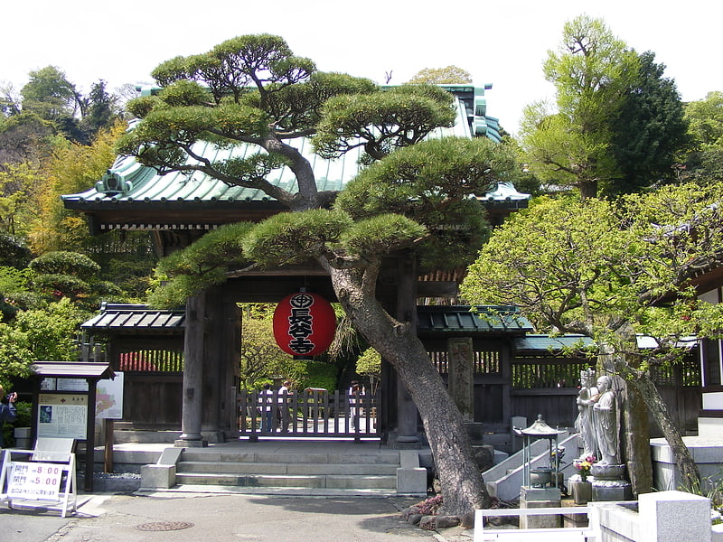 Temple in Kamakura, Japan