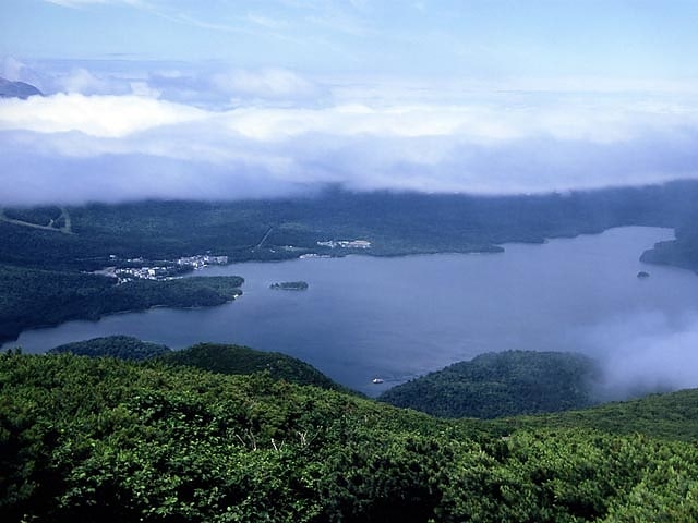 Jezioro w Japonii