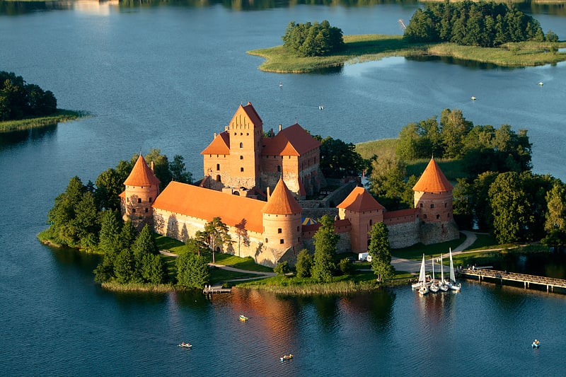 Zamek w Trokach, Litwa