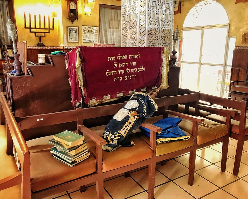 Rabbi Shalom Zaoui synagogue
