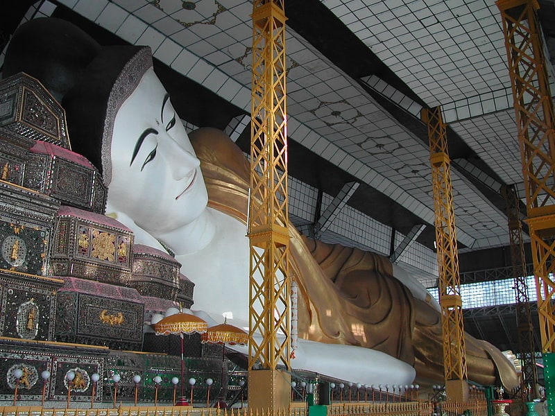 Buddhistischer Tempel in Bago, Myanmar (Birma)