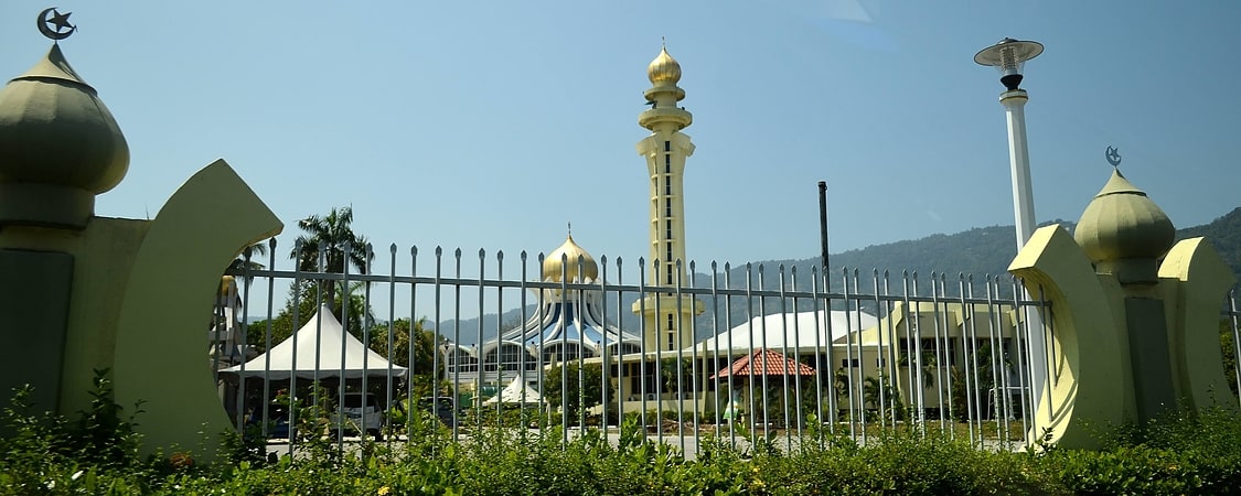 Nowoczesny meczet inspirowany zachodnim modernizmem