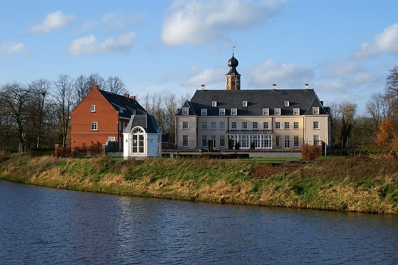 Nieuw-Herlaer Castle