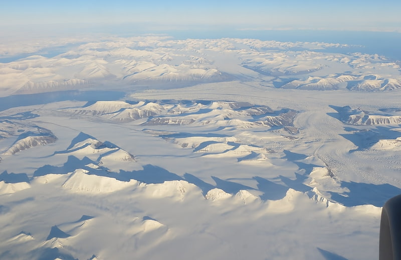 Ridge in Svalbard and Jan Mayen