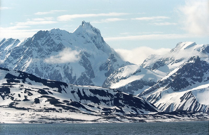 Montagne en Svalbard et Jan Mayen