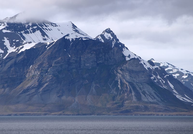 Mountain in Svalbard and Jan Mayen