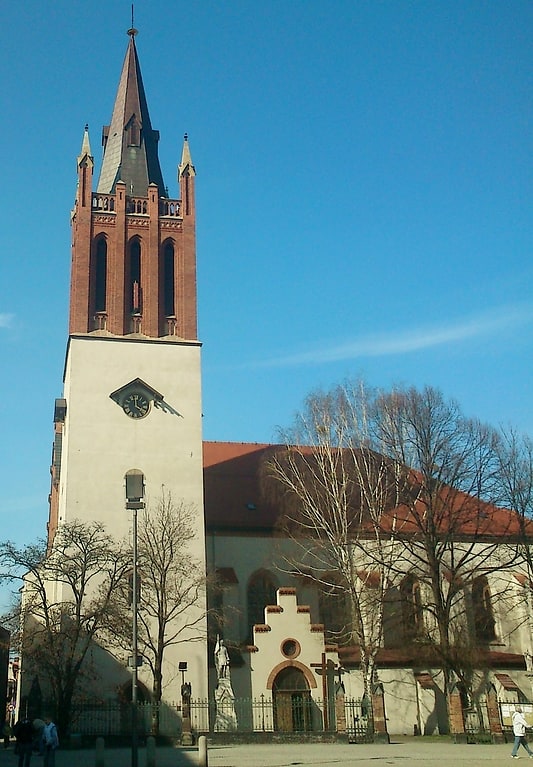 Kościół katolicki w Bytomiu, Polska