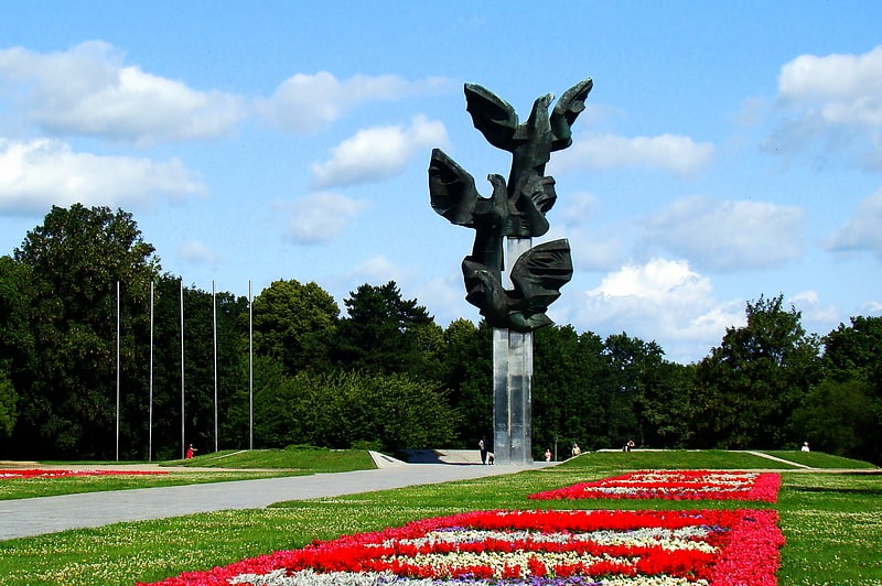 Pomnik w Szczecinie, Polska
