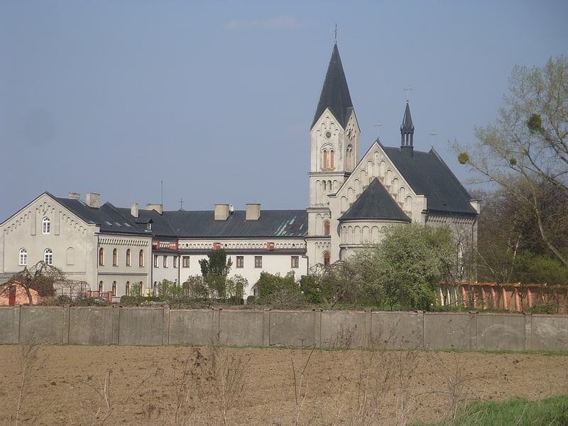 Klasztor w Tarnobrzegu, Polska