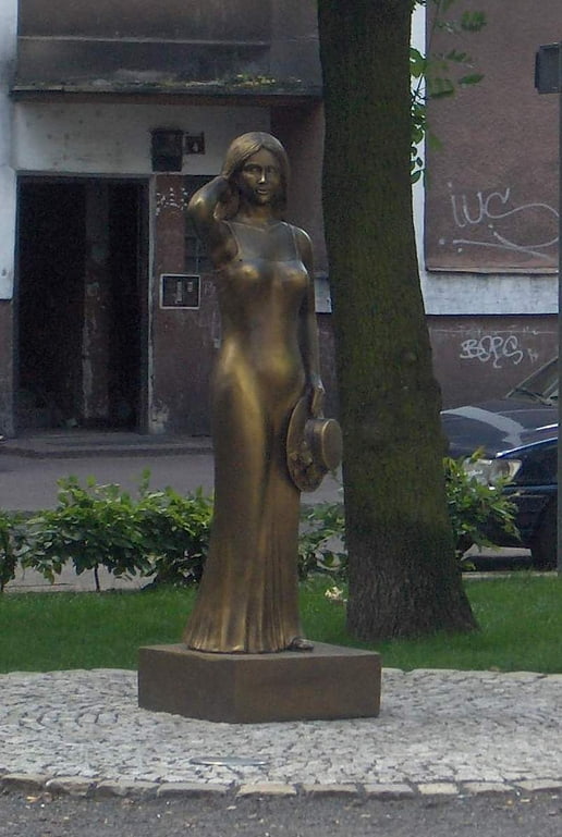 Kasia of Heilbronn Monument