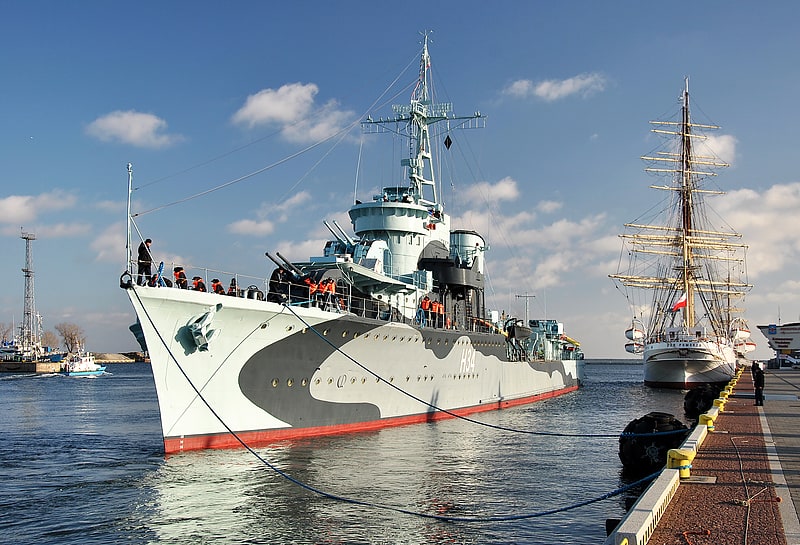 Musée naval à bord d'un destroyer de la Seconde Guerre mondiale