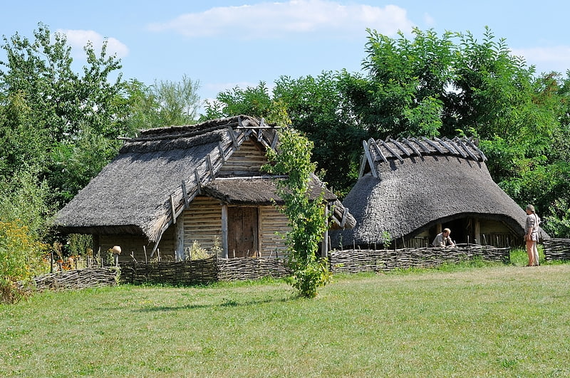 Osada VI Oraczy Archaeological Park