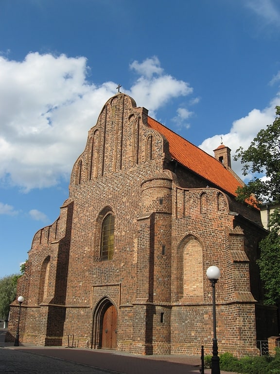 Kościół katolicki w Koninie, Polska