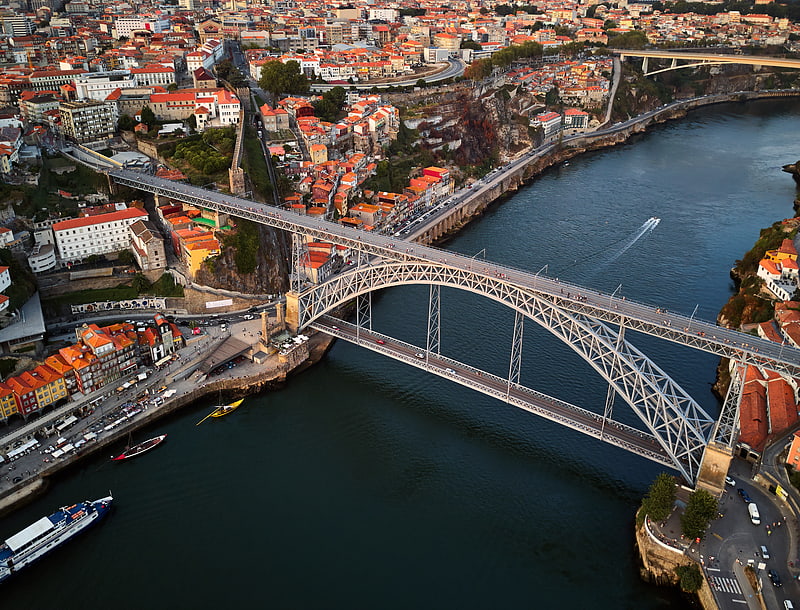 Deck arch bridge in Porto, Portugal