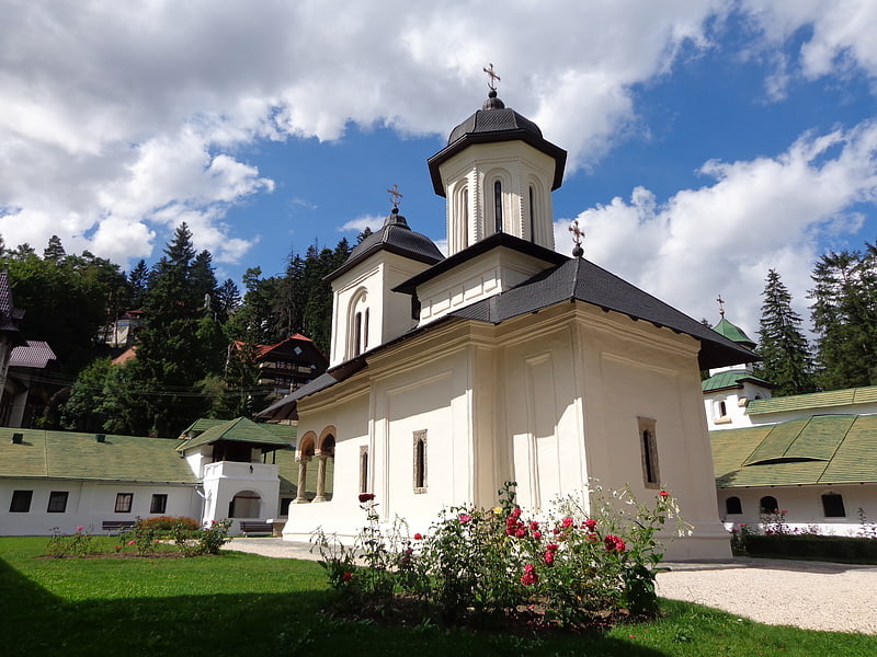 Monasterio en Sinaia, Rumanía
