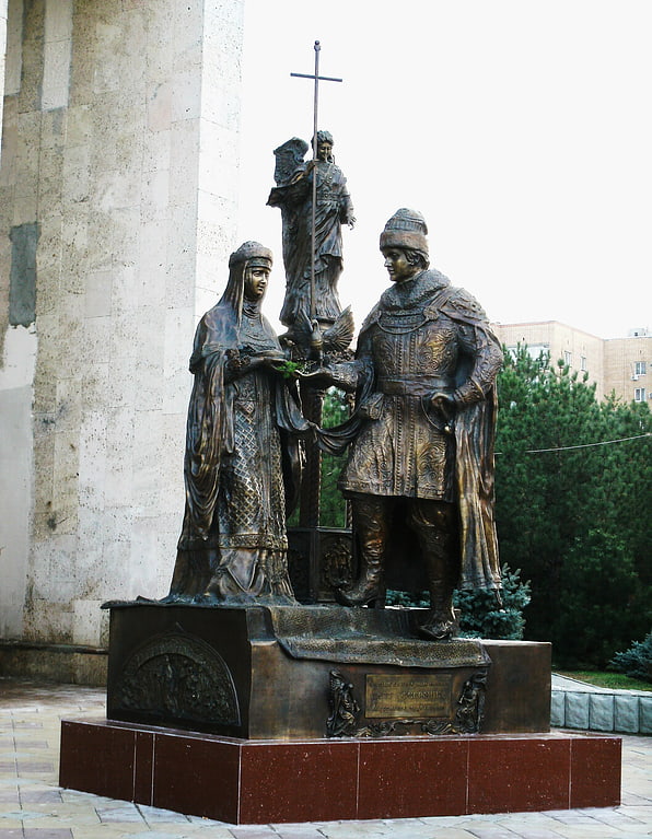 Monument to Peter and Fevronia