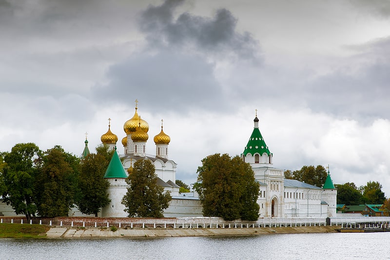 Monasterio en Kostroma, Rusia