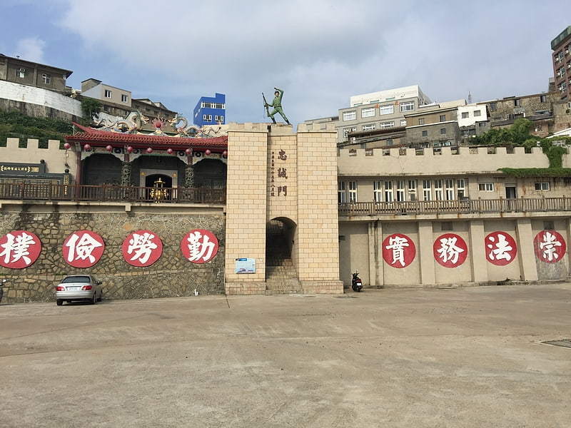 Zhongcheng Gate