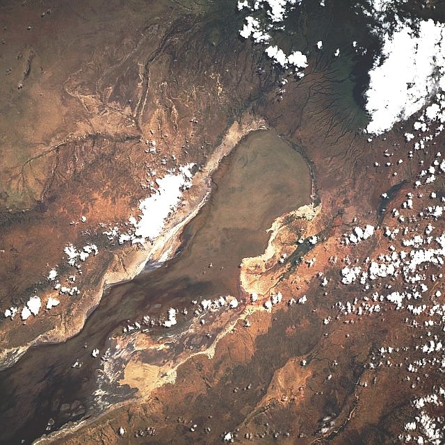 Lago en Tanzania