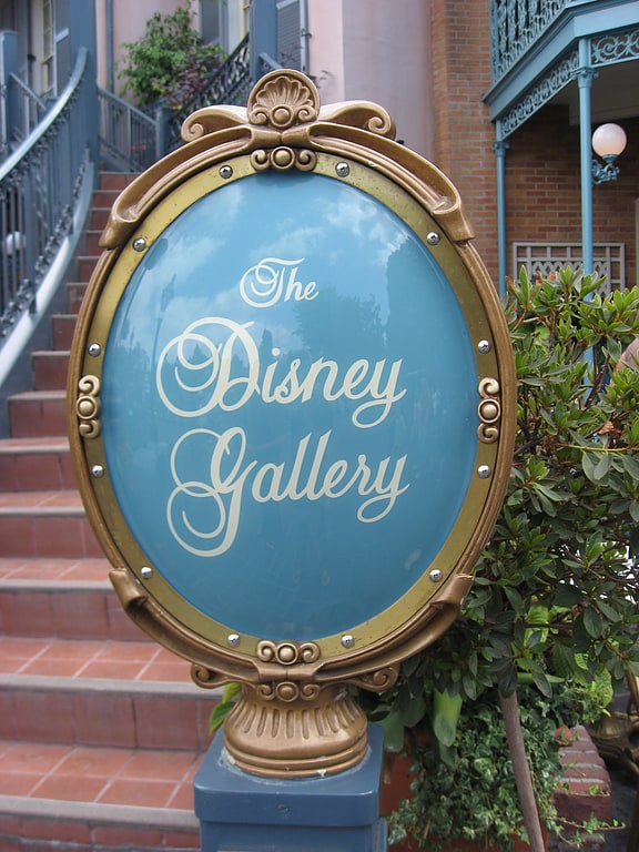 Galerie und Geschäft mit Disney-Kunstwerken