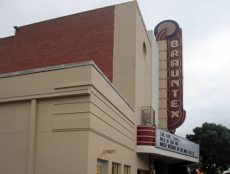 Brauntex Theatre