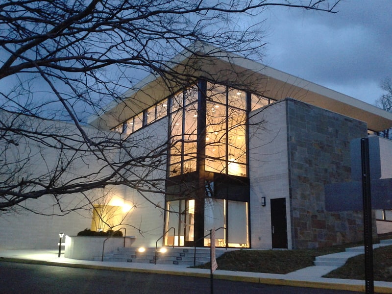 Unitarian universalist church in Arlington, Virginia