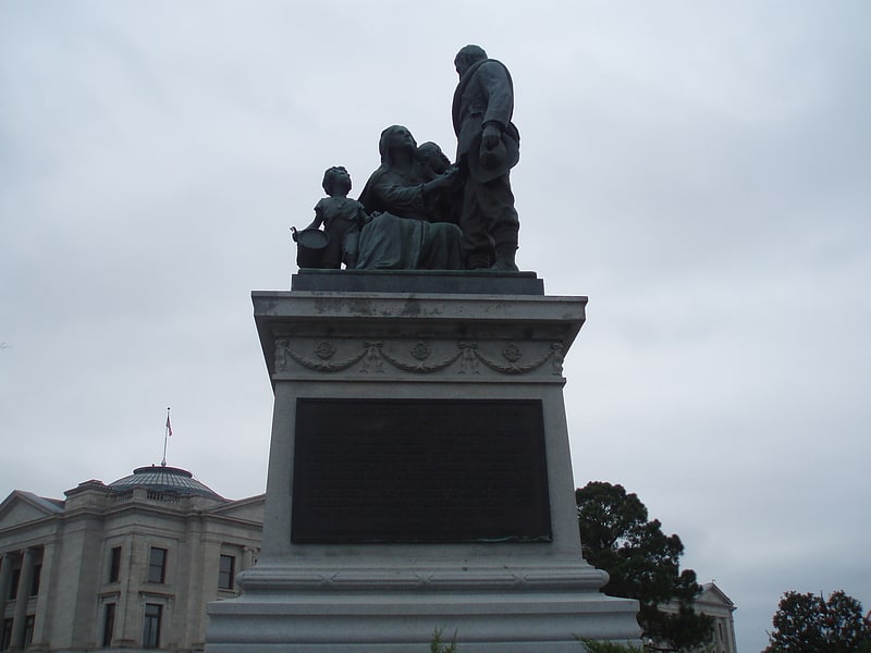 Monument in Little Rock, Arkansas