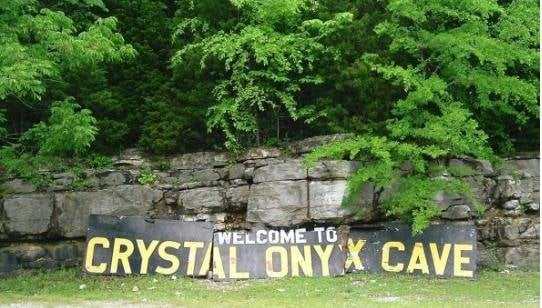 Crystal Onyx Cave
