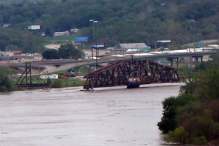 Swing bridge in Saint Joseph, Missouri