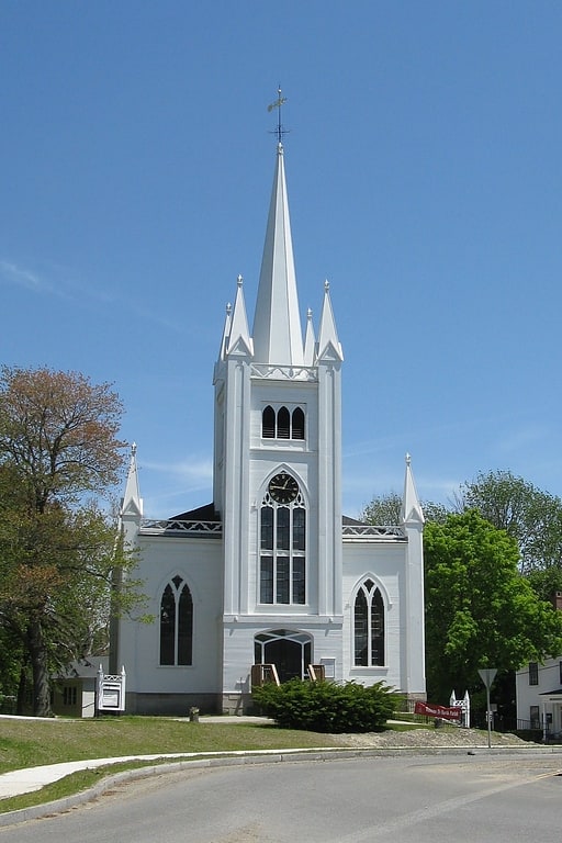 Unitarian universalist church in North Andover, Massachusetts
