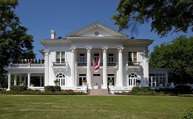 Government office in Montgomery, Alabama