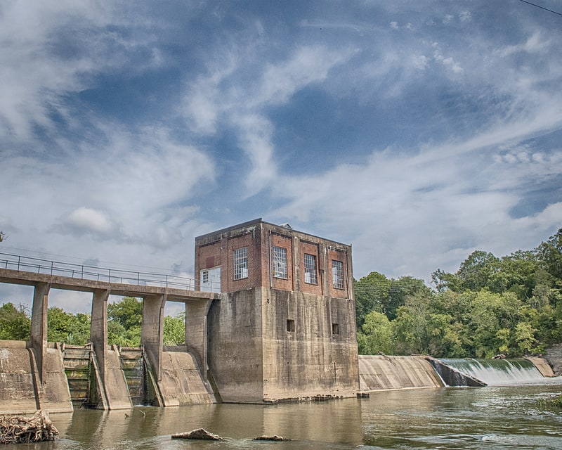 Hydroelectric power plant in Columbia, Tennessee