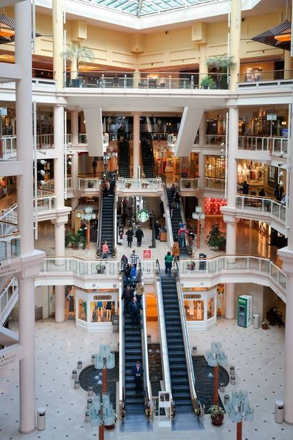 Shopping complex in Baltimore, Maryland