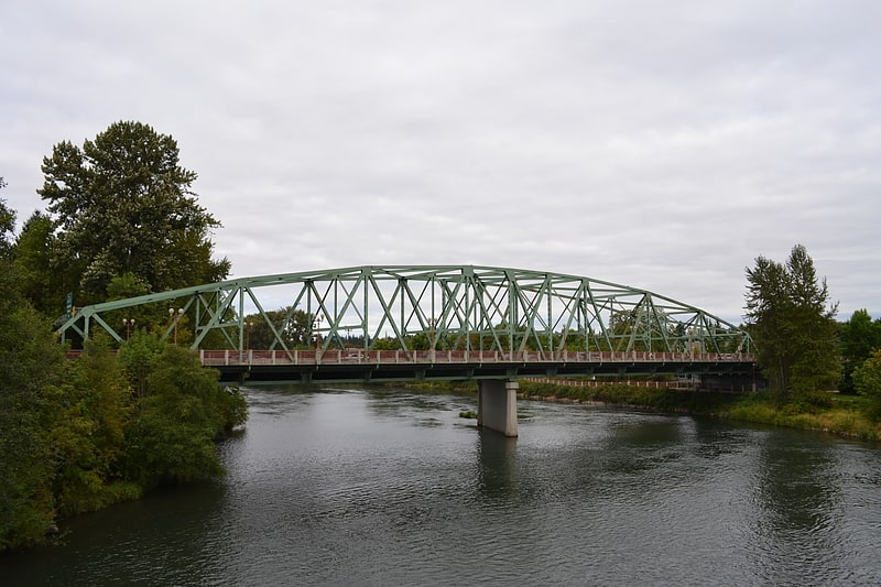 Truss bridge in Eugene, Oregon