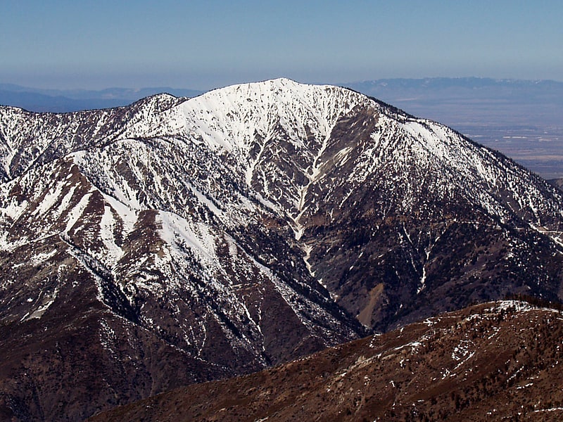 Mountain range in California