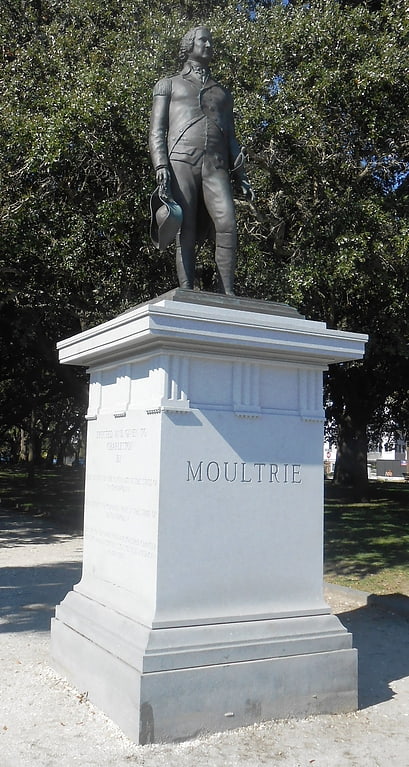 Statue of William Moultrie