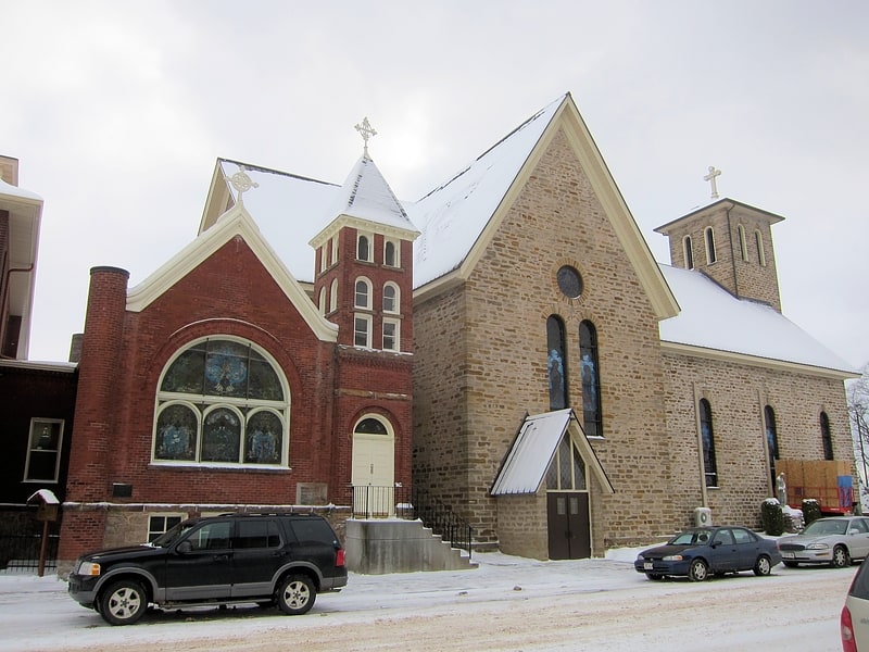 Notre Dame Church and Goldsmith Memorial Chapel
