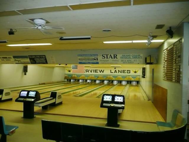 Riverview Lanes Bowling Center