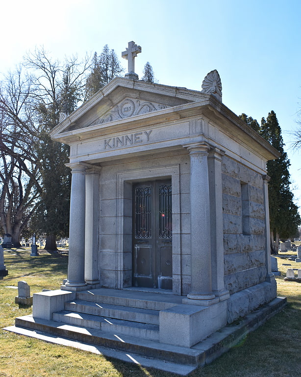 Joseph Kinney Mausoleum