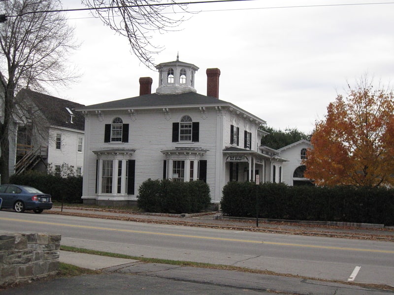 Building in Yarmouth