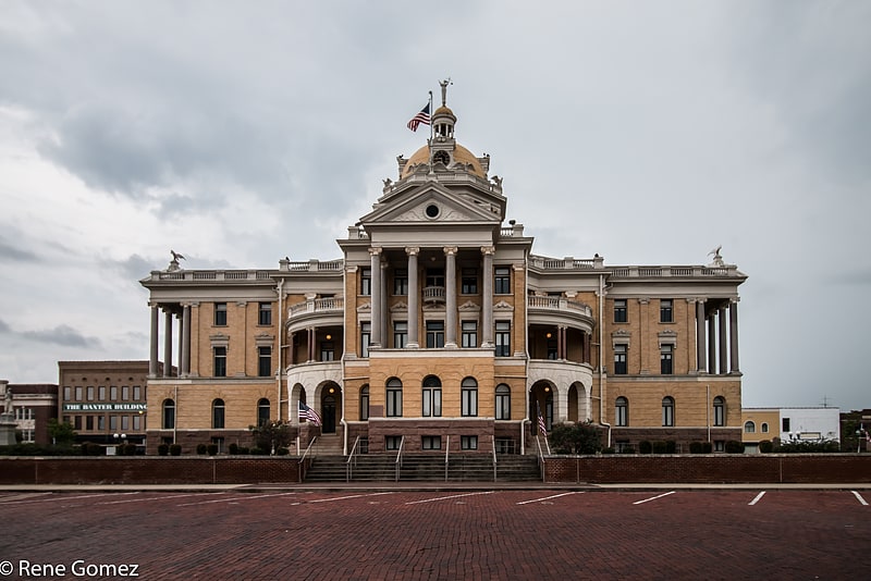 Old Harrison County Courthouse