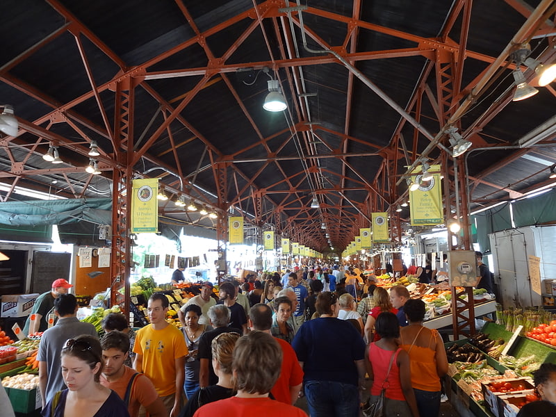Farmers' market in St. Louis, Missouri