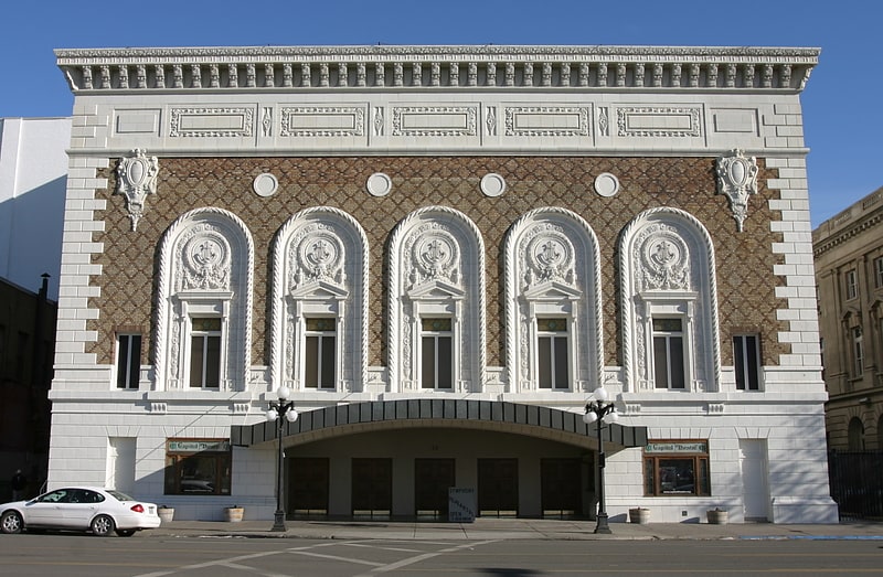 Performing arts theater in Yakima, Washington