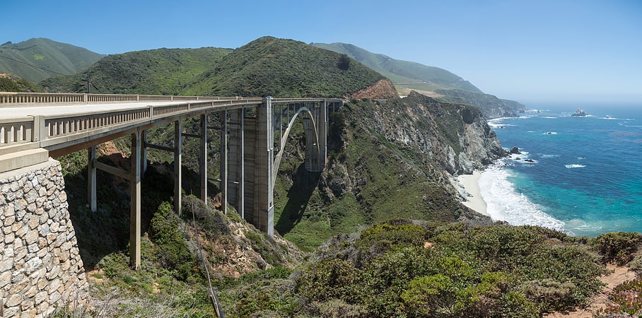 Open-spandrel arch bridge in Monterey County, California