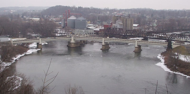 Beam bridge in Zanesville, Ohio