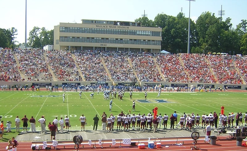 Stade de football américain à Durham, Caroline du Nord